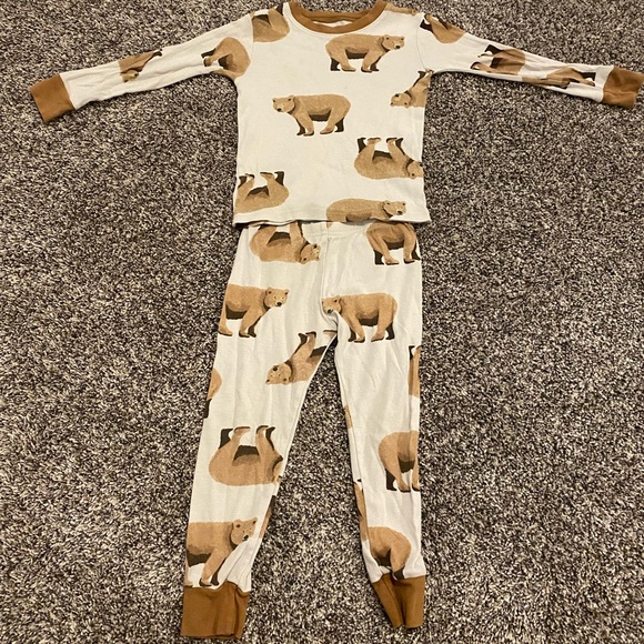 Carter’s Pajama Bundle! Boys size 3T - Picture 2 of 8